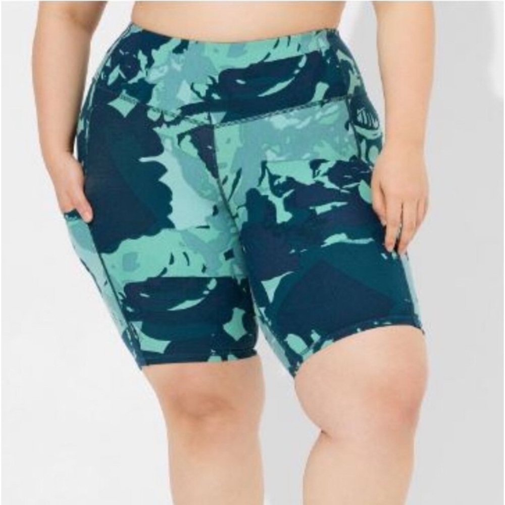 -NWTS Torrid Performance Core 9 Inch Active Bike Short